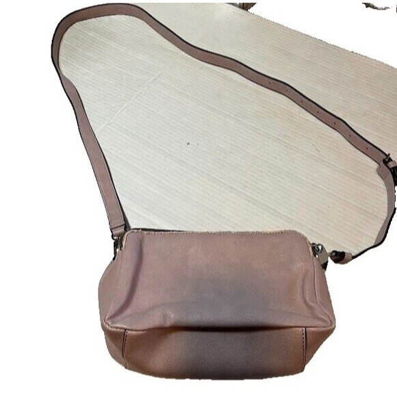 Guess Light Maeve Pink Faux Leather Double Zipper + Snap Crossbody Purse*READ - Picture 2 of 10